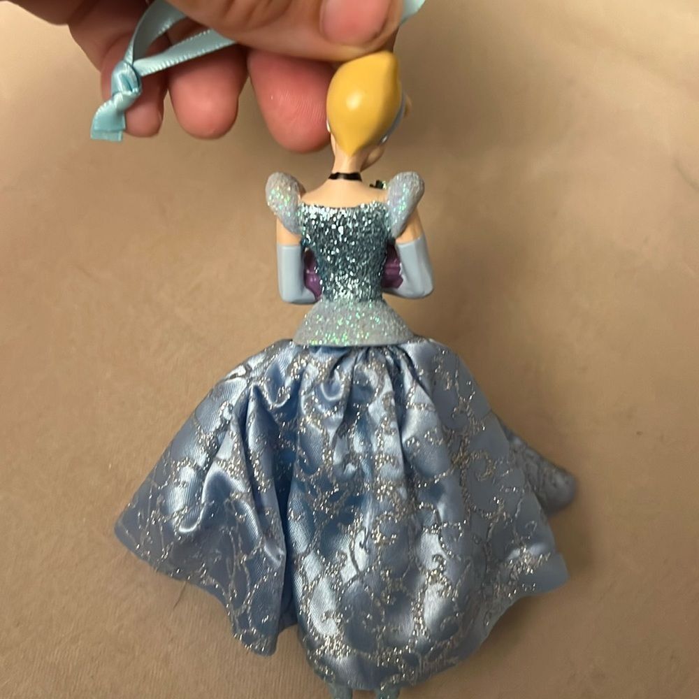 2016 SKETCHBOOK PRINCESS CINDERELLA CHRISTMAS ORNAMENT - Picture 8 of 8